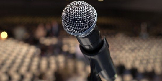 Успех в публичном выступлении, презентации продукта или у...