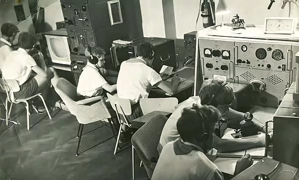 Лекция о состоянии радиолюбительского движения (Радиолюбители идут!)