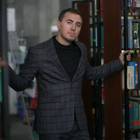 Денис Макушенко